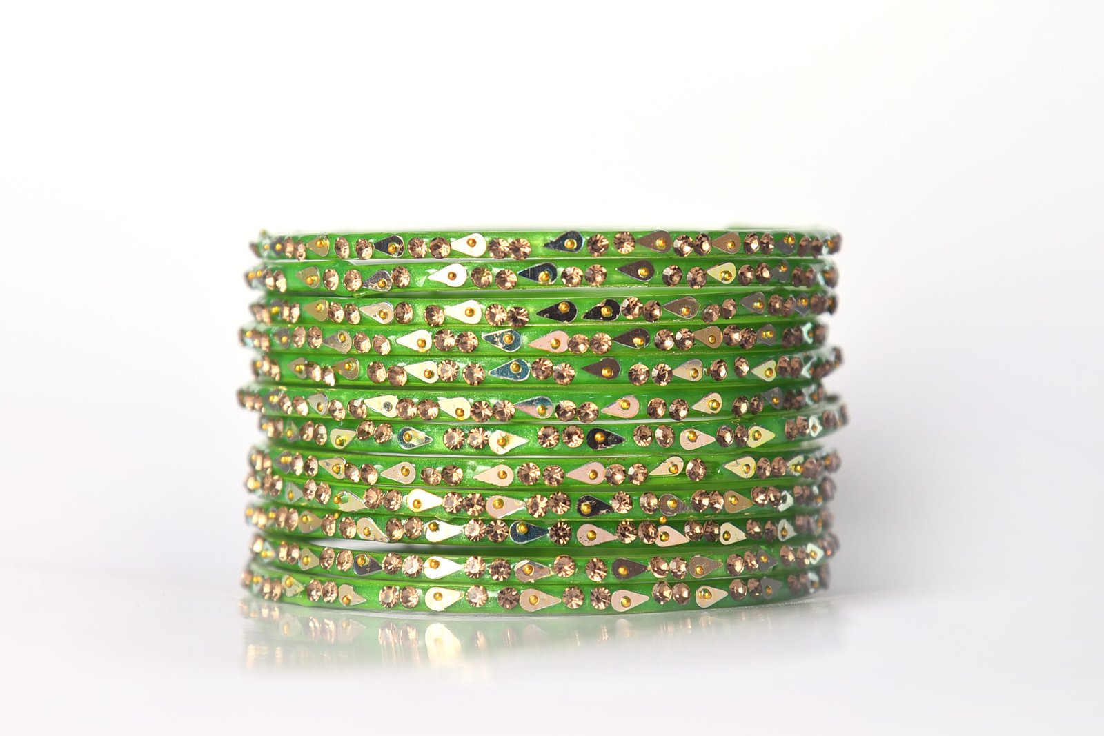 Vel bangles
